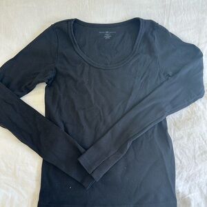 Brandy Melville Women's Black Long Sleeve Top